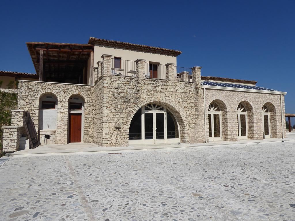 Casale Della Rocca Villa Gerace Eksteriør bilde